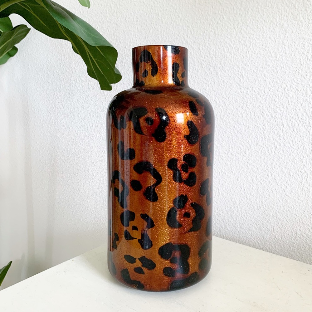Leopard Glass Painted Tall Vase - Picture 2 of 4